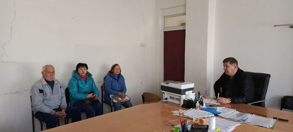 Продолжаются приемы граждан депутатами Совета городского округа муниципальное образование городской округ город Лисичанск Луганской Народной Республики Продолжаются приемы граждан депутатами Совета городского округа муниципальное образование городской округ город Лисичанск Луганской Народной Республики