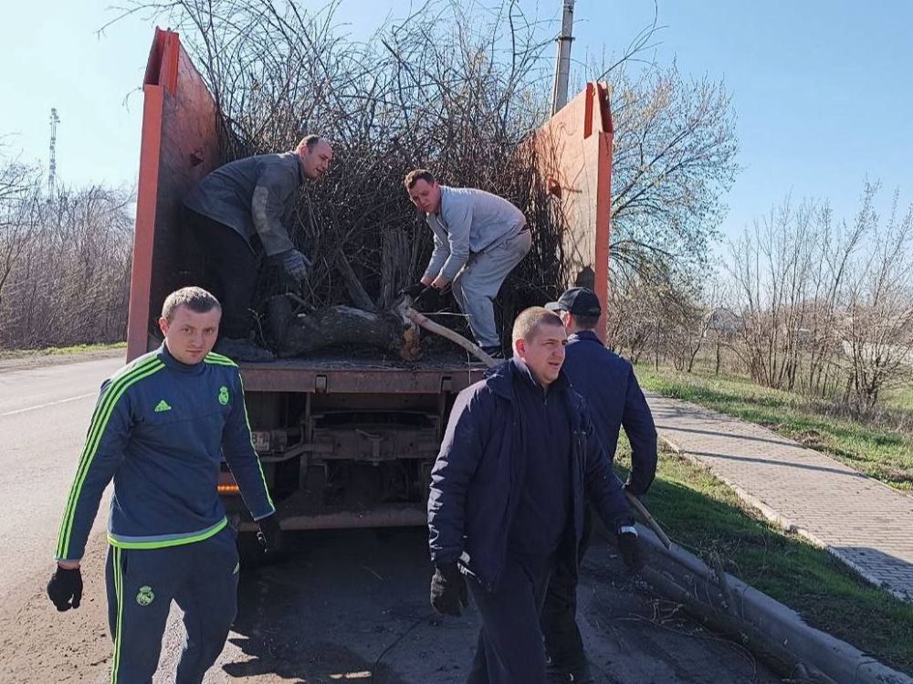 Сергей Колягин: В населённых пунктах нашего городского округа, подведомственных Первомайску, также состоялись мероприятия по благоустройству территорий в рамках акции «Чистая Республика-2025» Сергей Колягин: В населённых пунктах нашего городского округа, подведомственных Первомайску, также состоялись мероприятия по благоустройству территорий в рамках акции «Чистая Республика-2025»