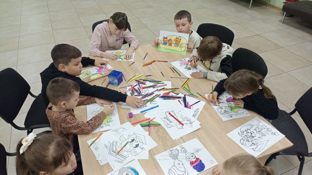 Познавательно – развлекательное мероприятие для детей ко Дню российской анимации состоялось в Лозно-Александровском ПДК Познавательно – развлекательное мероприятие для детей ко Дню российской анимации состоялось в Лозно-Александровском ПДК