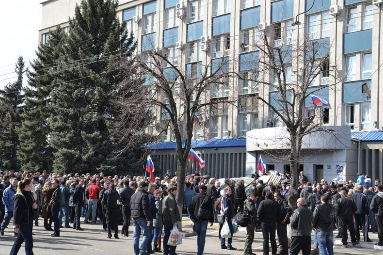ОБЗОР ПРЕССЫ «ДОНБАСС ВОСТОЧНЫЙ»: Дата, которую не забыть! ОБЗОР ПРЕССЫ «ДОНБАСС ВОСТОЧНЫЙ»: Дата, которую не забыть!