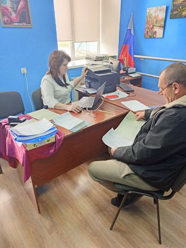 В Белокуракинском и Новопсковском округах состоялись первые выезды мобильных офисов МФЦ В Белокуракинском и Новопсковском округах состоялись первые выезды мобильных офисов МФЦ