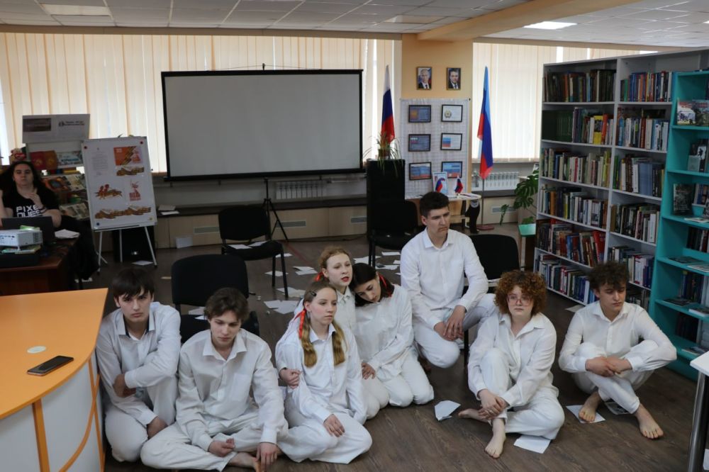 Патриотическое мероприятие, в рамках Республиканской акции «Строки, опаленные войной» Патриотическое мероприятие, в рамках Республиканской акции «Строки, опаленные войной»