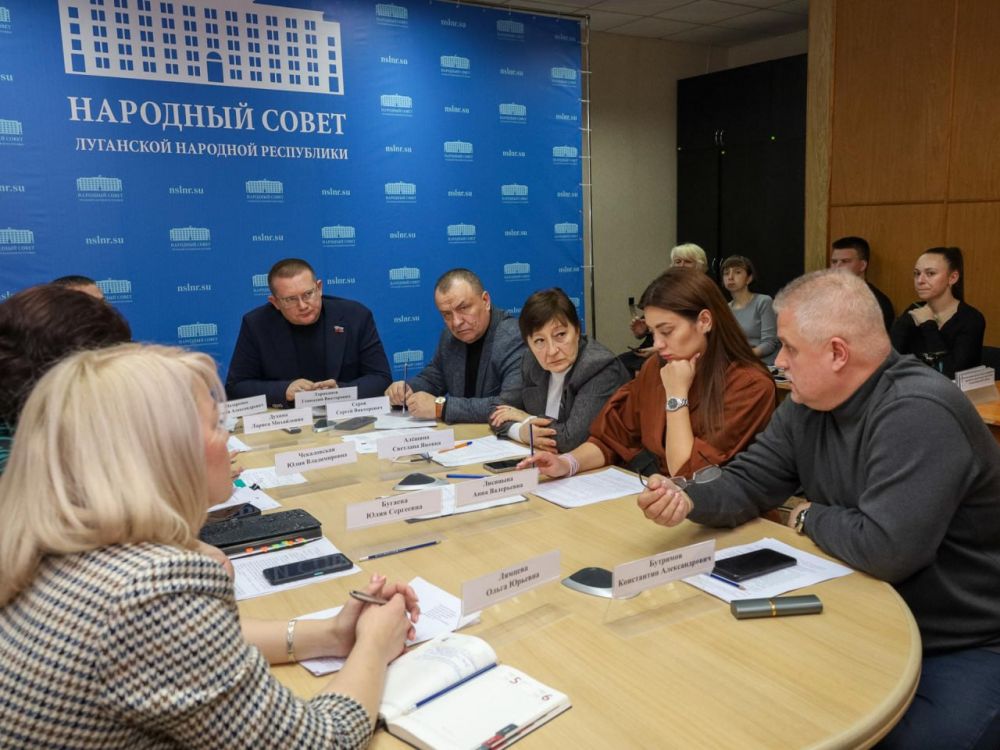 В Комитете по инфраструктуре обсудили установление тарифов на пассажирские перевозки на муниципальных маршрутах В Комитете по инфраструктуре обсудили установление тарифов на пассажирские перевозки на муниципальных маршрутах