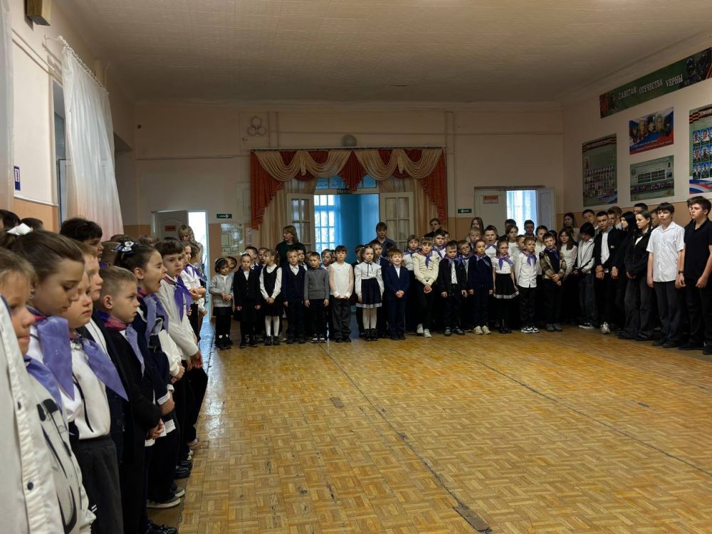 Удачной недели, вам мы желаем Удачной недели, вам мы желаем