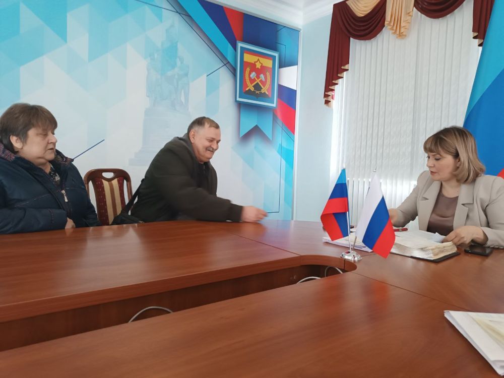 В Краснодоне состоялся личный прием граждан В Краснодоне состоялся личный прием граждан
