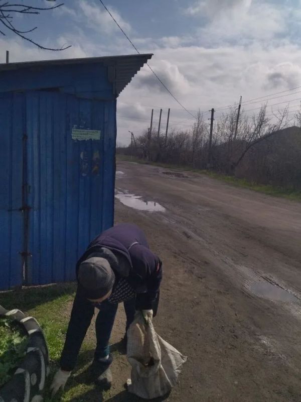 В рамках акции «Чиста Республика» в Краснолучском округе идёт активная работа по благоустройству! В рамках акции «Чиста Республика» в Краснолучском округе идёт активная работа по благоустройству!