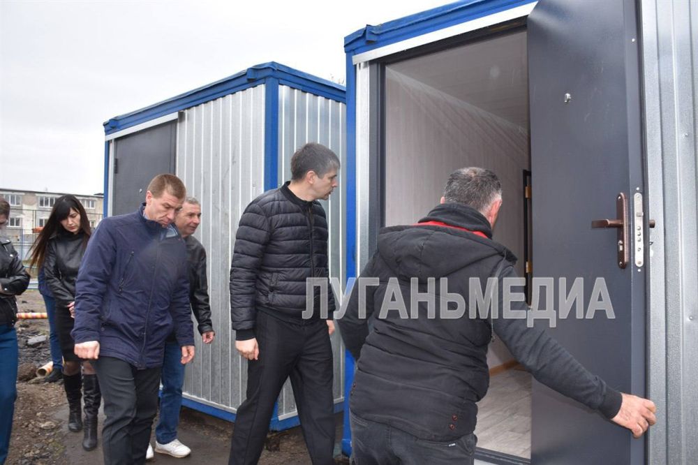 Возведение физкультурно-оздоровительного комплекса открытого типа началось в Первомайске, сообщил медиахолдинг «Луганьмедиа» Возведение физкультурно-оздоровительного комплекса открытого типа началось в Первомайске, сообщил медиахолдинг «Луганьмедиа»
