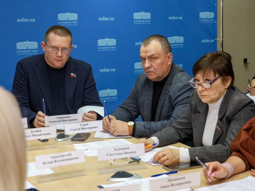 В Комитете по инфраструктуре обсудили установление тарифов на пассажирские перевозки на муниципальных маршрутах В Комитете по инфраструктуре обсудили установление тарифов на пассажирские перевозки на муниципальных маршрутах
