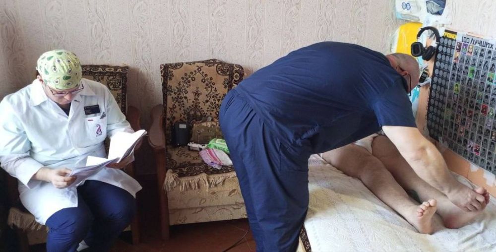 Вологодские медики провели обследование алчевцев на дому Вологодские медики провели обследование алчевцев на дому