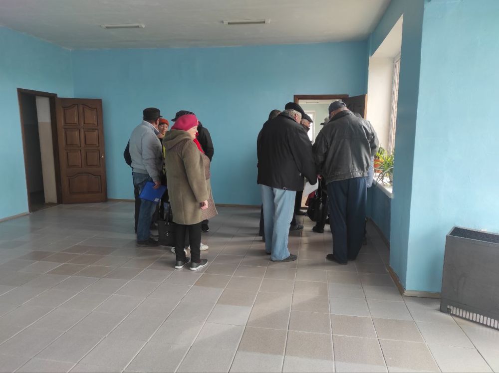 В городе Петровское сотрудниками республиканского центра срциальной защиты населения проведен выездной прием граждан ко Дню Победы В городе Петровское сотрудниками республиканского центра срциальной защиты населения проведен выездной прием граждан ко Дню Победы