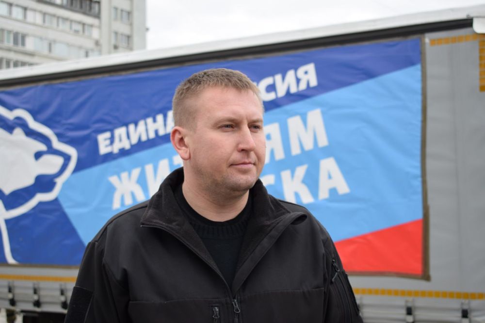 По народной программе «Единой России» в ЛНР отремонтировано более 4,6 тысяч объектов По народной программе «Единой России» в ЛНР отремонтировано более 4,6 тысяч объектов