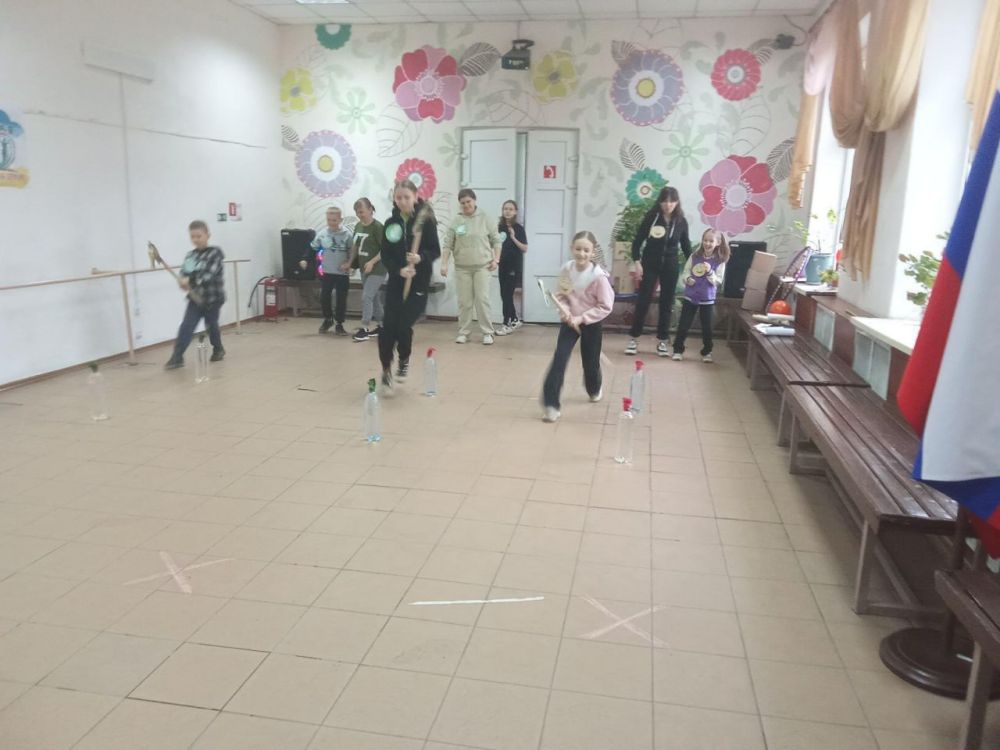 Заниматься физкультурой полезно, а веселой физкультурой вдвойне Заниматься физкультурой полезно, а веселой физкультурой вдвойне