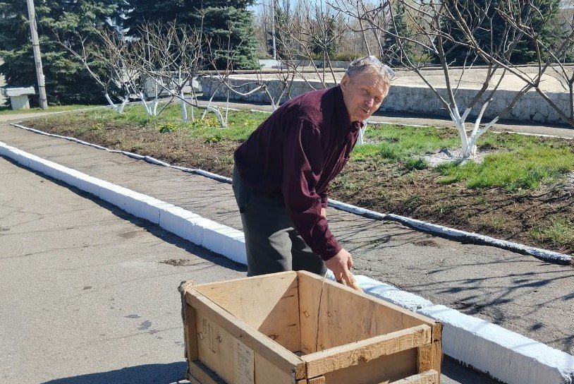 Сотрудники МБУК «Рубежанский городской Дворец культуры» приняли активное участие в акции «Чистая Республика – 2025», которая была инициирована Главой Луганской Народной Республики Сотрудники МБУК «Рубежанский городской Дворец культуры» приняли активное участие в акции «Чистая Республика – 2025», которая была инициирована Главой Луганской Народной Республики