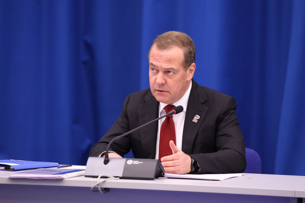 По народной программе «Единой России» в ЛНР отремонтировано более 4,6 тысяч объектов По народной программе «Единой России» в ЛНР отремонтировано более 4,6 тысяч объектов