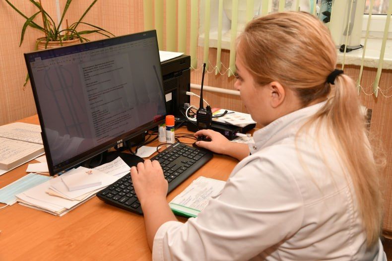 Красноярские врачи продолжают оказывать помощь жителям Свердловского муниципального округа Красноярские врачи продолжают оказывать помощь жителям Свердловского муниципального округа