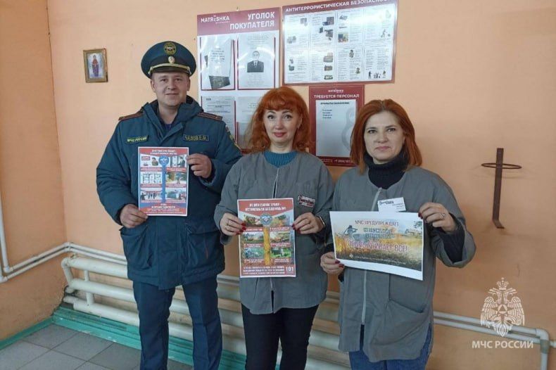 В Свердловске проверили противопожарное состояние объектов торговли В Свердловске проверили противопожарное состояние объектов торговли