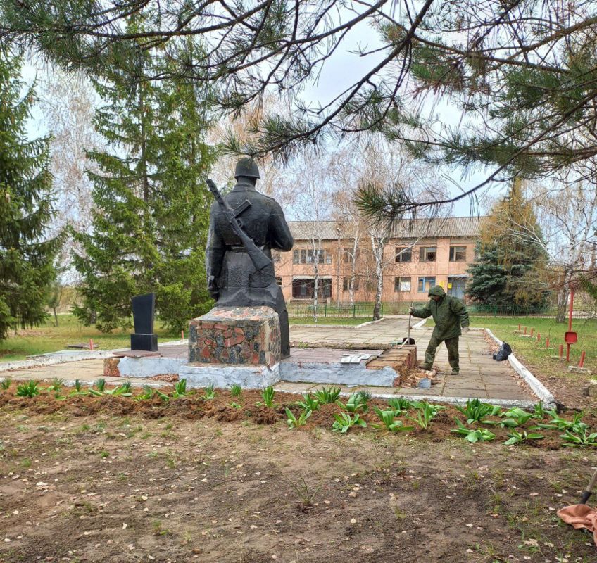 Субботник в Булавиновке: Наводим красоту вместе! Субботник в Булавиновке: Наводим красоту вместе!
