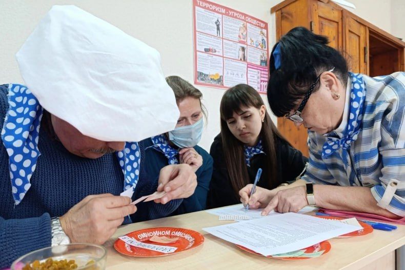 Кулинарный поединок прошел в ГБУ ДО «СЦДЮТ «Мечта» Кулинарный поединок прошел в ГБУ ДО «СЦДЮТ «Мечта»