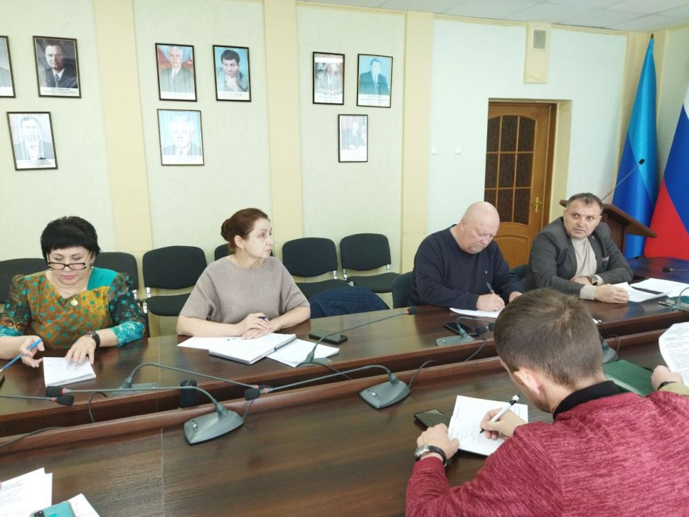 Сегодня состоялось заседание антитеррористической комиссии городского округа, которое проводил Глава городского округа город Ровеньки Андрей Рубанцов Сегодня состоялось заседание антитеррористической комиссии городского округа, которое проводил Глава городского округа город Ровеньки Андрей Рубанцов