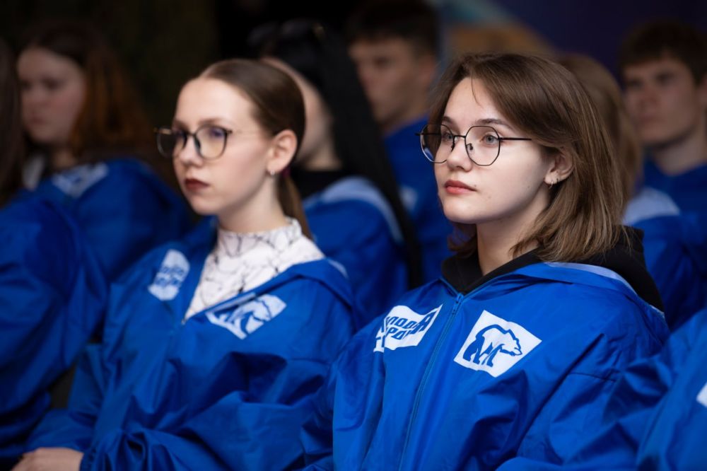 Будьте здоровы!. В рамках Всемирного дня здоровья Молодая Гвардия Единой России организовала комплекс мероприятий, направленных на повышение медицинской грамотности и формирование ответственного отношения молодёжи к своему... Будьте здоровы!. В рамках Всемирного дня здоровья Молодая Гвардия Единой России организовала комплекс мероприятий, направленных на повышение медицинской грамотности и формирование ответственного отношения молодёжи к своему...