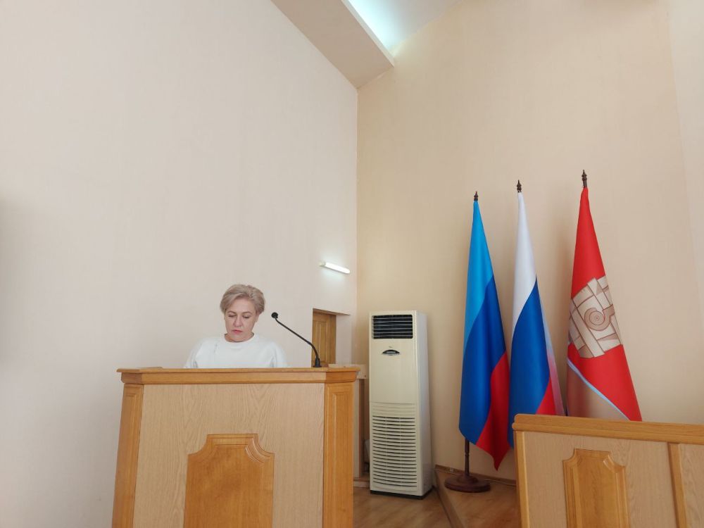 Роман Лысенко: 8 апреля в Совете городского округа город Алчевск состоялось очередное 37 заседание, ключевым вопросом которого стало присвоение звания «Почетный гражданин муниципального образования городской округ город... Роман Лысенко: 8 апреля в Совете городского округа город Алчевск состоялось очередное 37 заседание, ключевым вопросом которого стало присвоение звания «Почетный гражданин муниципального образования городской округ город...