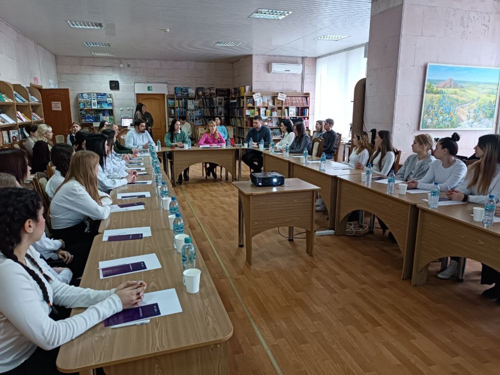 В Луганске обсудили развитие социального бизнеса в республике В Луганске обсудили развитие социального бизнеса в республике