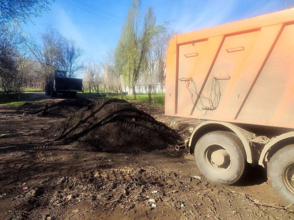 Сергей Колягин: В городском округе продолжается активная работа по борьбе с несанкционированными свалками, образовывающимися вблизи точек сбора твердых коммунальных отходов Сергей Колягин: В городском округе продолжается активная работа по борьбе с несанкционированными свалками, образовывающимися вблизи точек сбора твердых коммунальных отходов