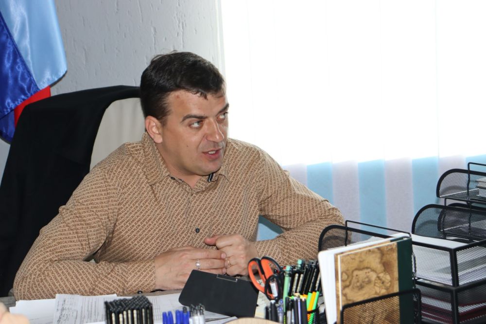 В Стаханове прошла встреча с руководителями предприятий, которые осуществляют пассажирские перевозки по городу В Стаханове прошла встреча с руководителями предприятий, которые осуществляют пассажирские перевозки по городу