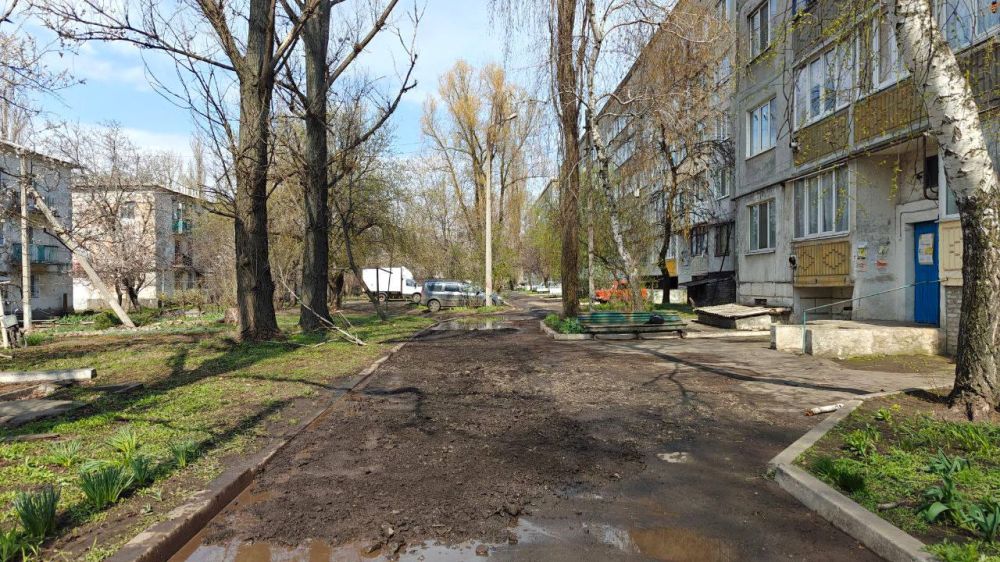 Виктория Сергеева: Коммунальщики в действии. Коммунальные предприятия продолжили заниматься уборкой территории городского округа Виктория Сергеева: Коммунальщики в действии. Коммунальные предприятия продолжили заниматься уборкой территории городского округа