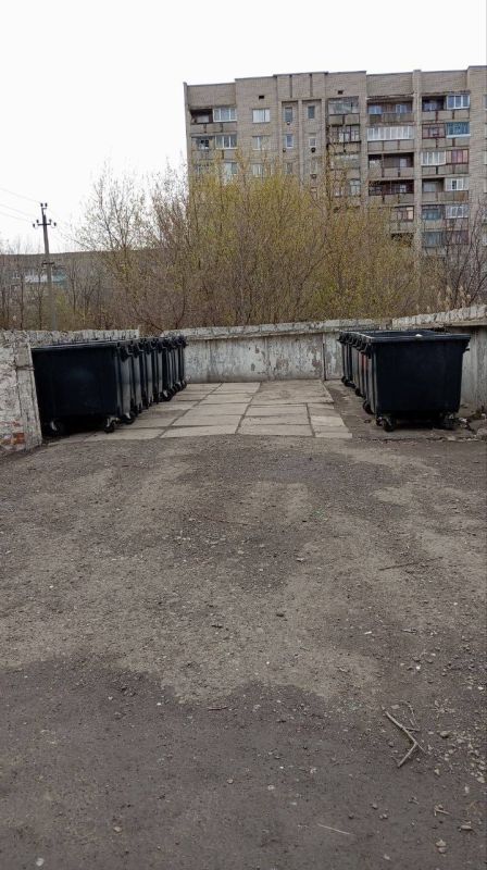 Виктория Сергеева: Коммунальщики в действии. Коммунальные предприятия продолжили заниматься уборкой территории городского округа Виктория Сергеева: Коммунальщики в действии. Коммунальные предприятия продолжили заниматься уборкой территории городского округа