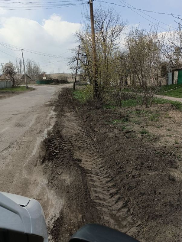 Сергей Козенко: В Краснодоне начались подготовительные работы перед плановым ремонтом дорожного покрытия по улице Карпа Животова Сергей Козенко: В Краснодоне начались подготовительные работы перед плановым ремонтом дорожного покрытия по улице Карпа Животова