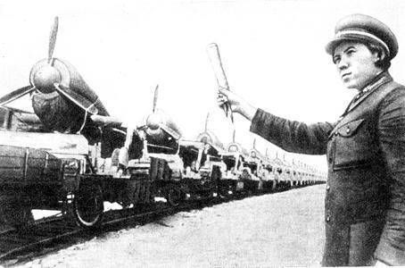 #80_лет_Победы. В годы Великой Отечественной войны железнодорожники Донбасса с честью выдержали серьезные испытания, проявляя чудеса героизма, а подчас и жертвуя собственной жизнью #80_лет_Победы. В годы Великой Отечественной войны железнодорожники Донбасса с честью выдержали серьезные испытания, проявляя чудеса героизма, а подчас и жертвуя собственной жизнью