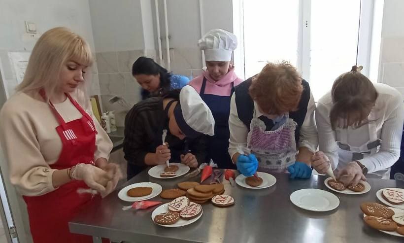 Сегодня на базе Беловодского казачьего кадетского профессионального колледжа им. Дремова П.Л. по инициативе муниципального координатора партийного проекта «Женское движение Единой России» Натальи Стариковой состоялся... Сегодня на базе Беловодского казачьего кадетского профессионального колледжа им. Дремова П.Л. по инициативе муниципального координатора партийного проекта «Женское движение Единой России» Натальи Стариковой состоялся...