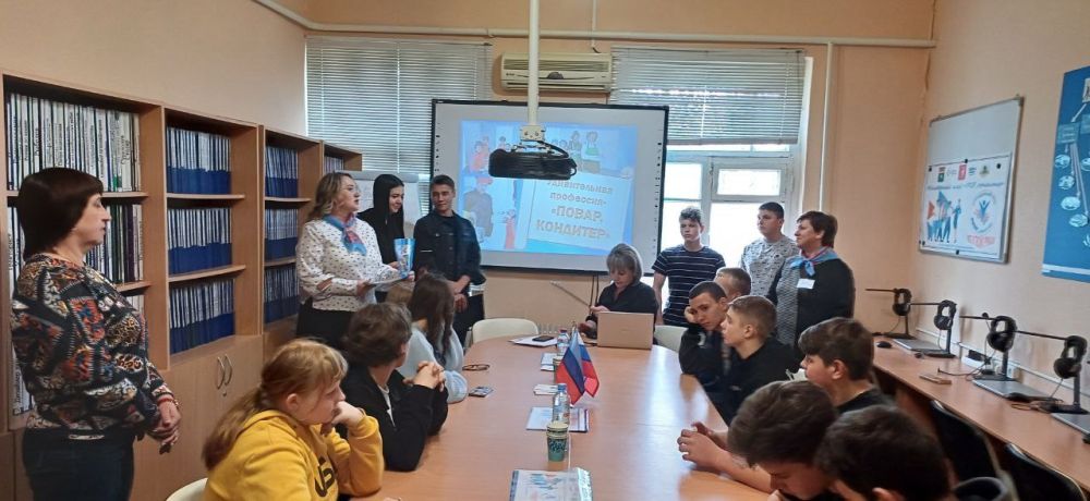 В Беловодском муниципальном округе прошла презентация «Студенты СПО ХХI века» В Беловодском муниципальном округе прошла презентация «Студенты СПО ХХI века»