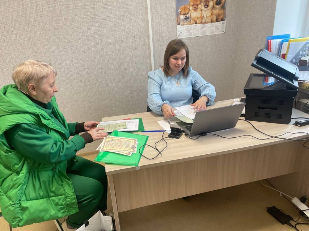 В Новоайдарском районе организовано выездное обслуживание граждан специалистами МФЦ В Новоайдарском районе организовано выездное обслуживание граждан специалистами МФЦ