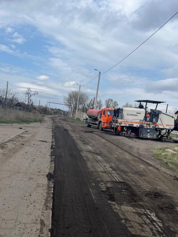 Готовность дороги на улице Пионерской в Станице Луганской составляет уже 20% Готовность дороги на улице Пионерской в Станице Луганской составляет уже 20%