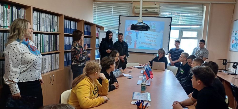 В Беловодском муниципальном округе прошла презентация «Студенты СПО ХХI века» В Беловодском муниципальном округе прошла презентация «Студенты СПО ХХI века»
