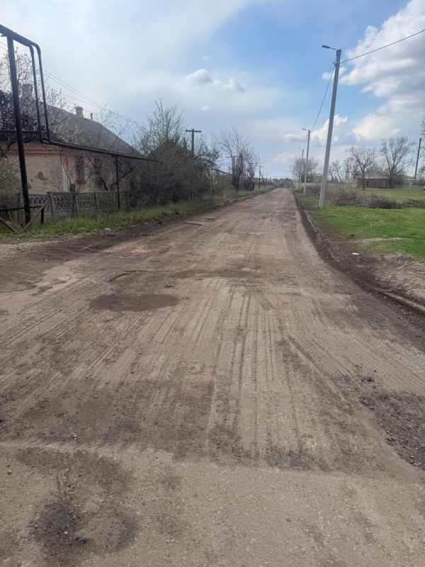 Готовность дороги на улице Пионерской в Станице Луганской составляет уже 20% Готовность дороги на улице Пионерской в Станице Луганской составляет уже 20%