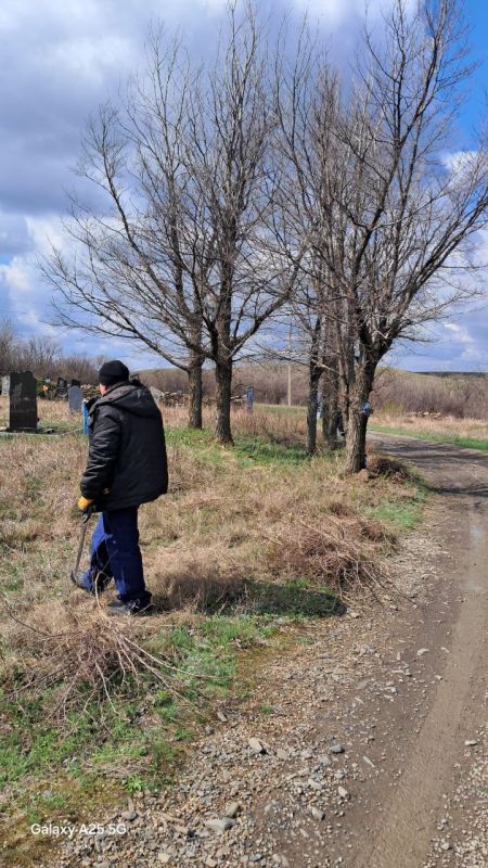 Андрей Рубанцов: Работа по благоустройству кладбищ нашего городского округа - продолжается Андрей Рубанцов: Работа по благоустройству кладбищ нашего городского округа - продолжается