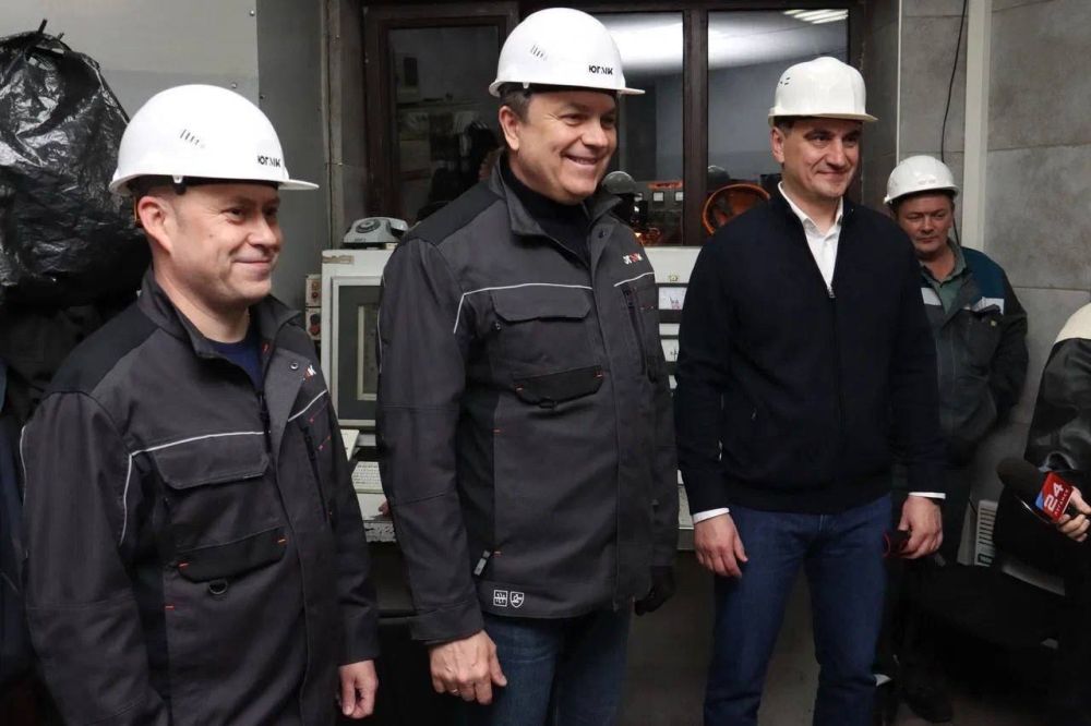 Сегодня Стахановскому заводу ферросплавов исполняется 63 года! Сегодня Стахановскому заводу ферросплавов исполняется 63 года!