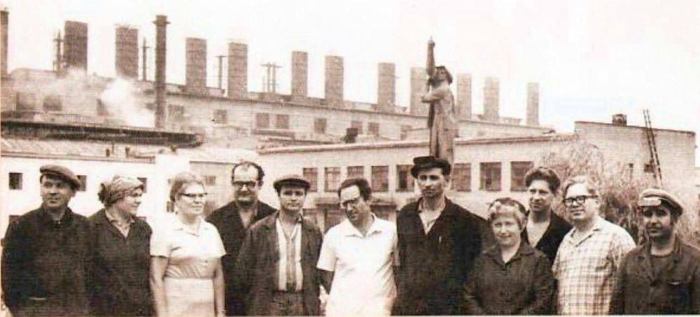 Сегодня Стахановскому заводу ферросплавов исполняется 63 года! Сегодня Стахановскому заводу ферросплавов исполняется 63 года!