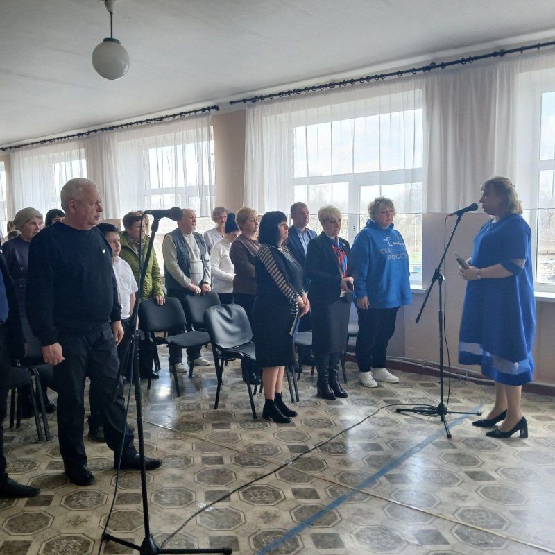 В рамках партпроектов «Единой России» «Историческая память» и «Новая школа» в Славяносербской школе имени Дмитрия Полянского состоялось открытие стенда «Наши герои – участники СВО» В рамках партпроектов «Единой России» «Историческая память» и «Новая школа» в Славяносербской школе имени Дмитрия Полянского состоялось открытие стенда «Наши герои – участники СВО»