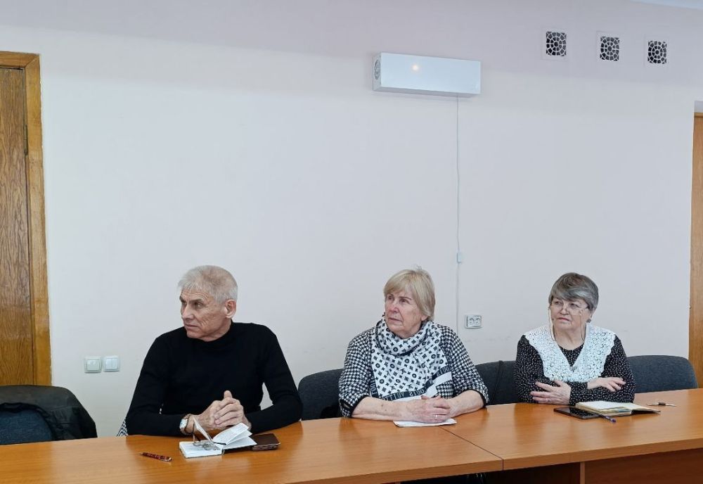 В Администрации Кировска подвели итоги Межрегионального конкурса чтецов «Из одного металла льют медаль за бой, медаль за труд!» В Администрации Кировска подвели итоги Межрегионального конкурса чтецов «Из одного металла льют медаль за бой, медаль за труд!»