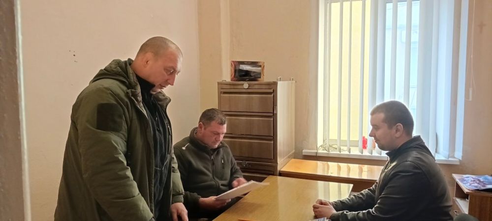 Депутаты Совета городского округа муниципальное образование городской округ город Лисичанск Луганской Народной Республики продолжают приемы граждан Депутаты Совета городского округа муниципальное образование городской округ город Лисичанск Луганской Народной Республики продолжают приемы граждан