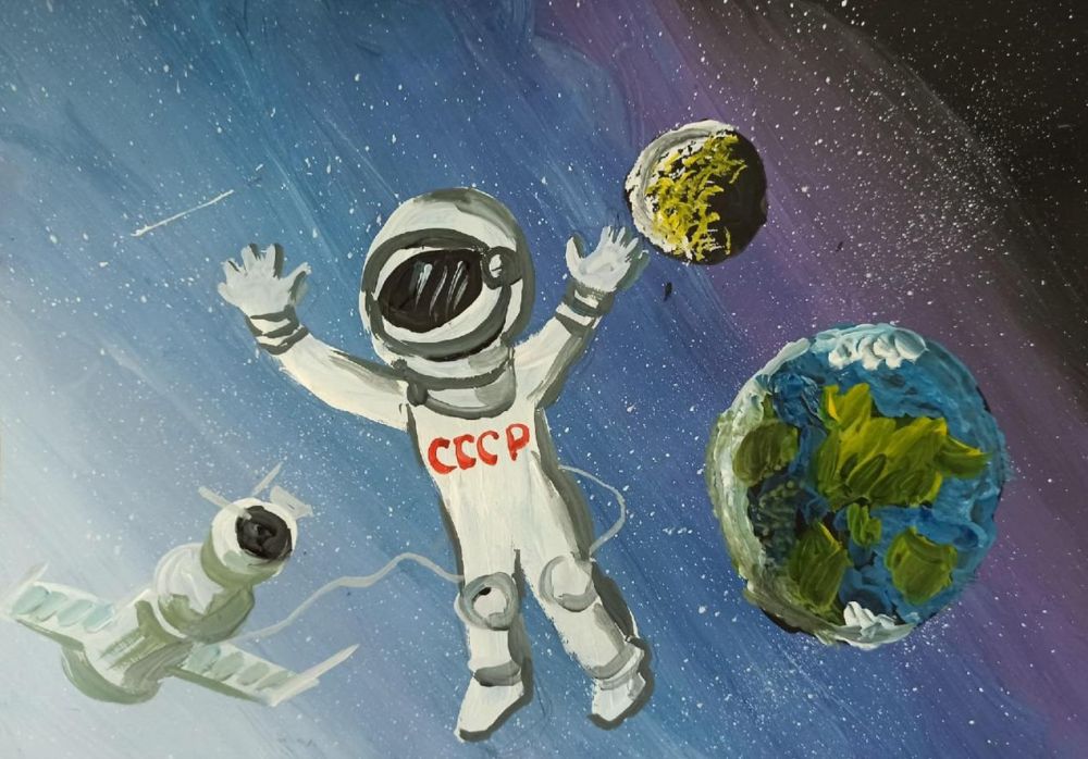 Более 20 детей представили свои рисунки на выставке «Далекий и близкий космос» в Луганском Дворце культуры имени Ленина Более 20 детей представили свои рисунки на выставке «Далекий и близкий космос» в Луганском Дворце культуры имени Ленина