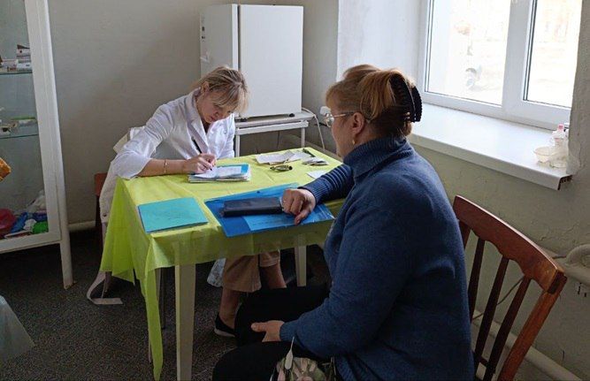 В поселке Северный состоялся выездной прием жителей краснодонскими врачами В поселке Северный состоялся выездной прием жителей краснодонскими врачами