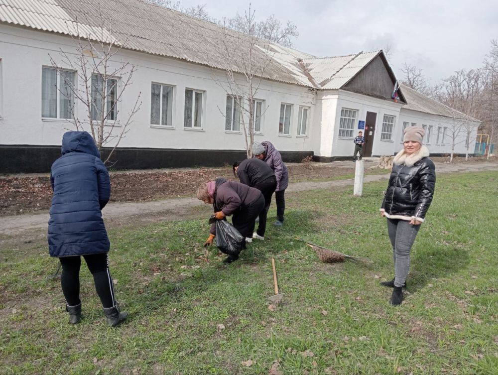 Сегодня в рамках проведения республиканской акции «Чистая Республика - 2025» в Ровеньках Сегодня в рамках проведения республиканской акции «Чистая Республика - 2025» в Ровеньках
