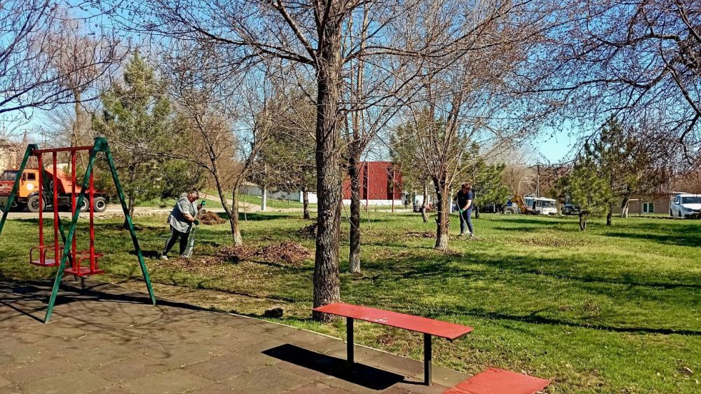 В Белокуракинском муниципальном округе активно проходит акция «Чистая Республика», в которой принимают участие местные жители, работники отделов обеспечения жизнедеятельности населенных пунктов, а также сотрудники... В Белокуракинском муниципальном округе активно проходит акция «Чистая Республика», в которой принимают участие местные жители, работники отделов обеспечения жизнедеятельности населенных пунктов, а также сотрудники...