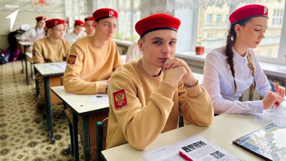 Андрей Рубанцов: В Ровеньках завершился муниципальный этап Всероссийской военно-патриотической игры «Зарница 2.0» в старшей возрастной категории Андрей Рубанцов: В Ровеньках завершился муниципальный этап Всероссийской военно-патриотической игры «Зарница 2.0» в старшей возрастной категории