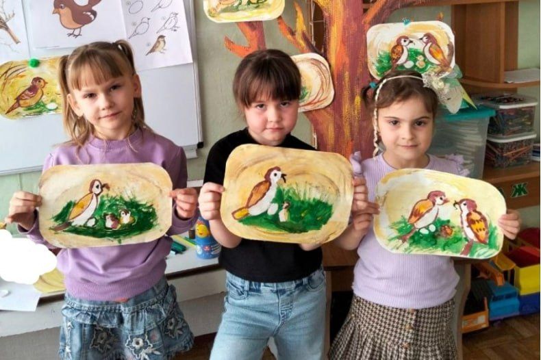 В Свердловске прошел цикл мероприятий приуроченных Международному дню птиц В Свердловске прошел цикл мероприятий приуроченных Международному дню птиц